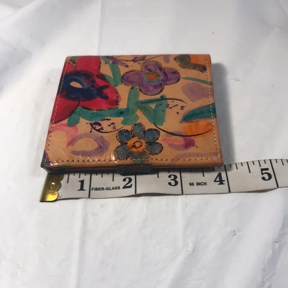 Patricia Nash Hand Tooled India Leather Floral Painted Bi Fold Multi Use Wallet - Picture 9 of 10